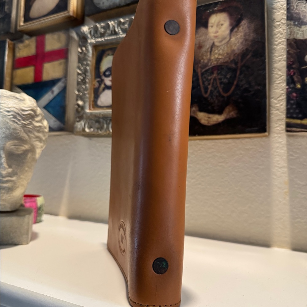 King Ranch Leather 3-Ring Binder –‎ Preowned, Monogrammed with Initials - Picture 4 of 4
